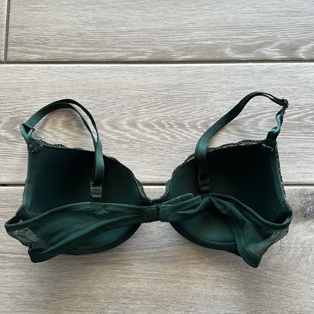 Victoria’s Secret green and gold shimmer holiday lightly lined bra - Picture 4 of 5